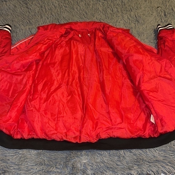 Red puff jacket - Picture 5 of 8